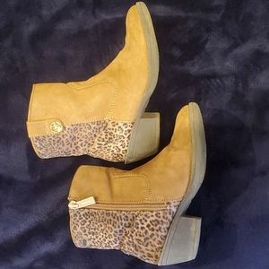 Michael Kors Girl's Boots.